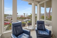 1528 Glorietta Blvd in Coronado, CA - Building Photo - Building Photo