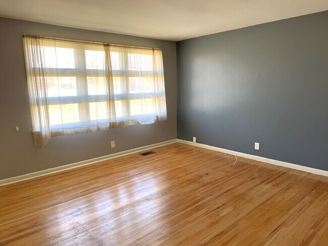 6313 Henry Ford Dr in Nashville, TN - Building Photo - Building Photo