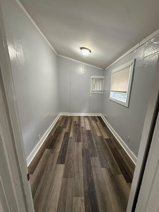 property at 1163 E 18th St