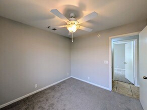 15746 W Elm St in Surprise, AZ - Foto de edificio - Building Photo