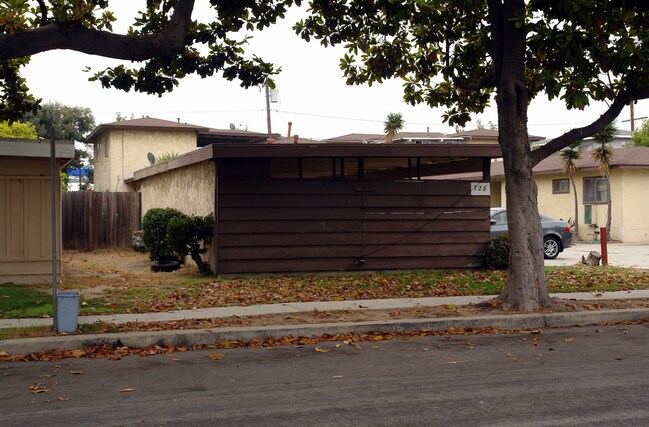 728 Indiana Ct in El Segundo, CA - Building Photo - Building Photo