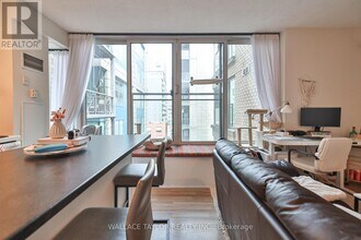 50 Camden St in Toronto, ON - Building Photo - Building Photo