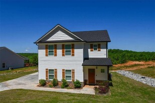 1305 Dortch Rd in Eastanollee, GA - Building Photo - Building Photo