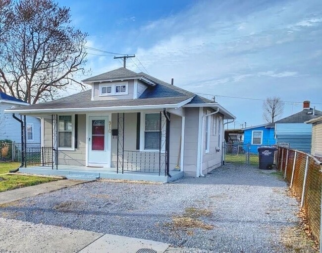 property at 910 Lamont St