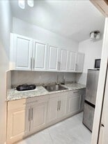 14935 SW 60th St in Miami, FL - Building Photo