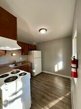 1770 St Johns Blvd in Lincoln Park, MI - Building Photo - Building Photo