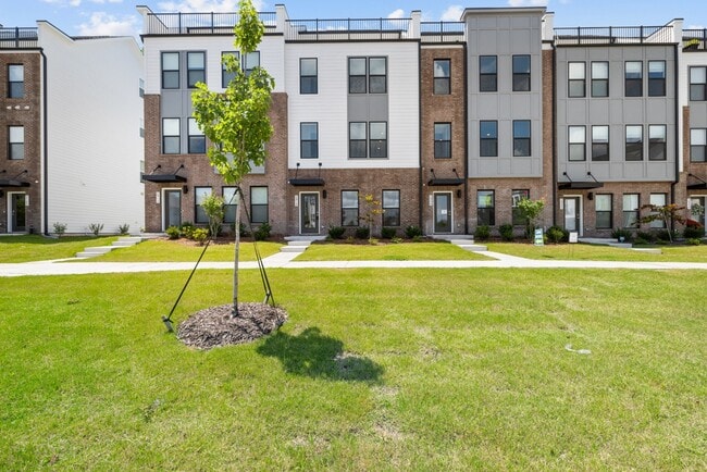 property at 2910 Kempthorne Rd