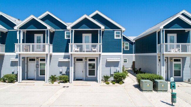 15216 Beach Way Dr in Corpus Christi, TX - Building Photo - Building Photo