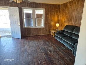 1104 S Western St, Unit B in Amarillo, TX - Foto de edificio - Building Photo