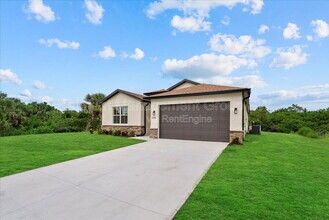 5094 Hightower Rd in North Port, FL - Building Photo - Building Photo