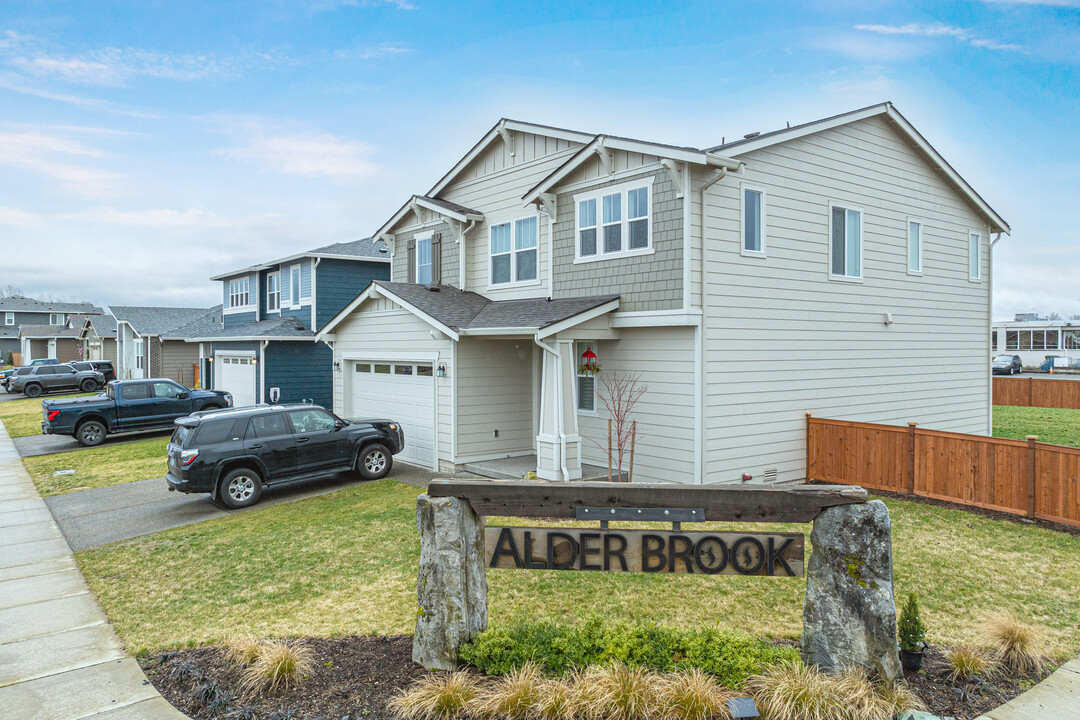 Alder Brook in Enumclaw, WA - Building Photo