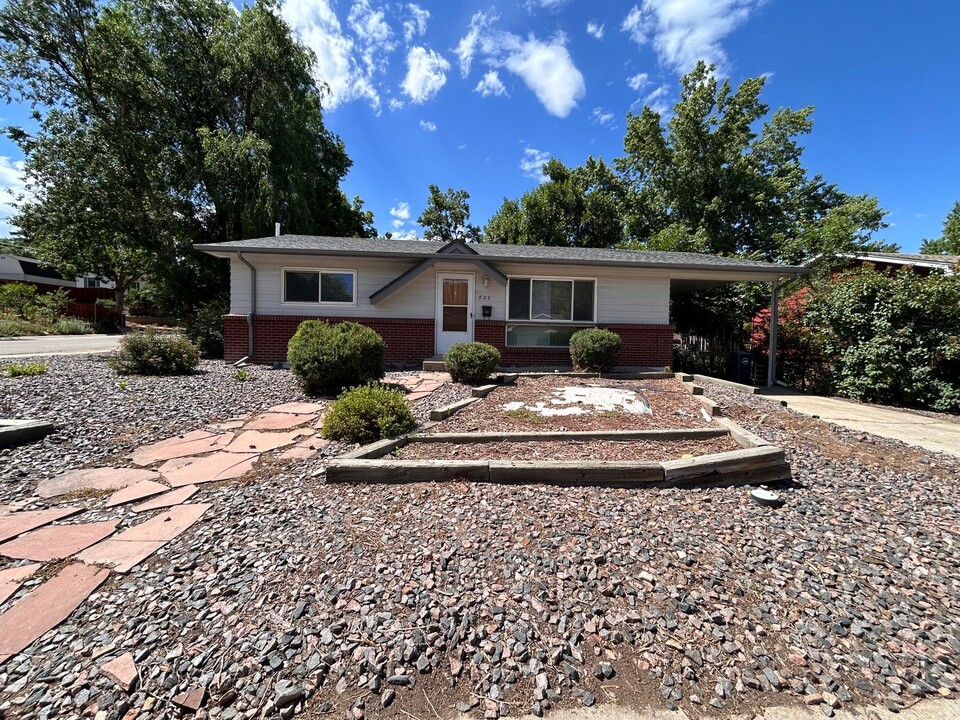 822 20th St in Golden, CO - Foto de edificio