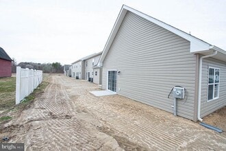239 Morgans Ct in Pocomoke City, MD - Building Photo - Building Photo