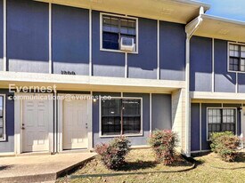 1800 Labette Manor Dr in Little Rock, AR - Building Photo