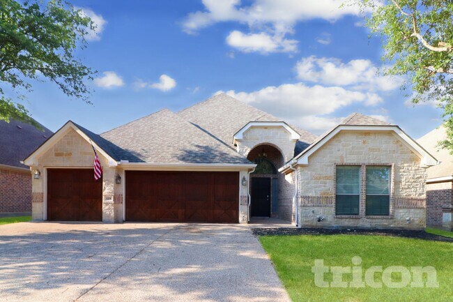 property at 129 Muirfield Dr