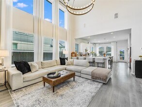 2912 Mindel St in New Braunfels, TX - Building Photo - Building Photo