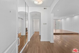2138 Federal Ave in Los Angeles, CA - Building Photo - Building Photo