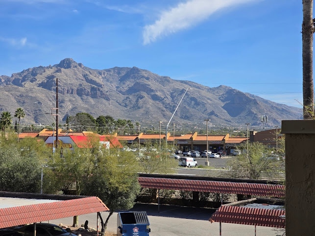 6301 N Barcelona Ct in Tucson, AZ - Building Photo