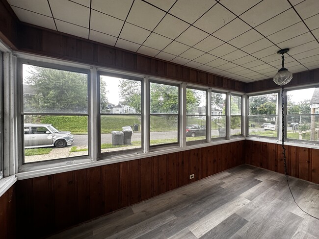 229 E Fairview Ave in South Bend, IN - Building Photo - Building Photo
