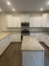 1527 Witchhazel Cir in Gambrills, MD - Building Photo - Building Photo