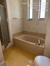 6303 Sandybrook Dr in Arlington, TX - Building Photo - Building Photo