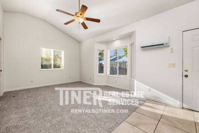 9304 Orangevale Ave in Orangevale, CA - Building Photo - Building Photo