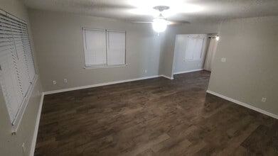 90 Century Ct in Swansboro, NC - Building Photo - Building Photo