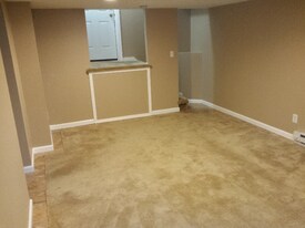 6 Hartman Ave in Essex, MD - Building Photo