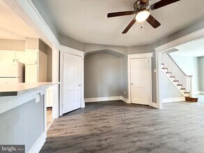 219 Longshore Ave in Philadelphia, PA - Building Photo - Building Photo