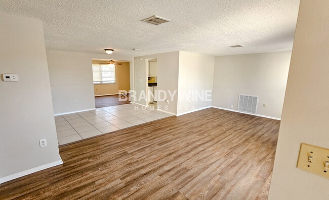 6135 Seabreeze Dr in Port Richey, FL - Building Photo - Building Photo