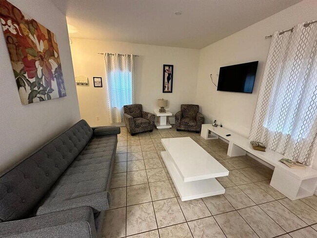 4562 Ada Ln in Kissimmee, FL - Building Photo - Building Photo