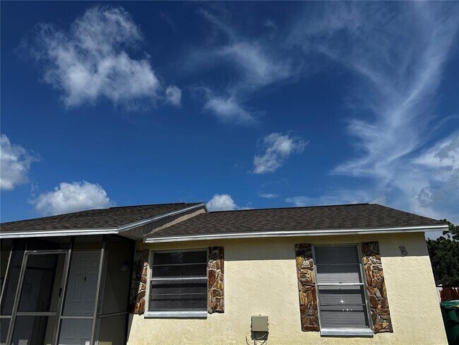 property at 6956 Brandywine Dr