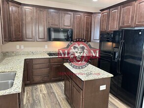 10257 S Clarks Hill Dr in South Jordan, UT - Building Photo - Building Photo