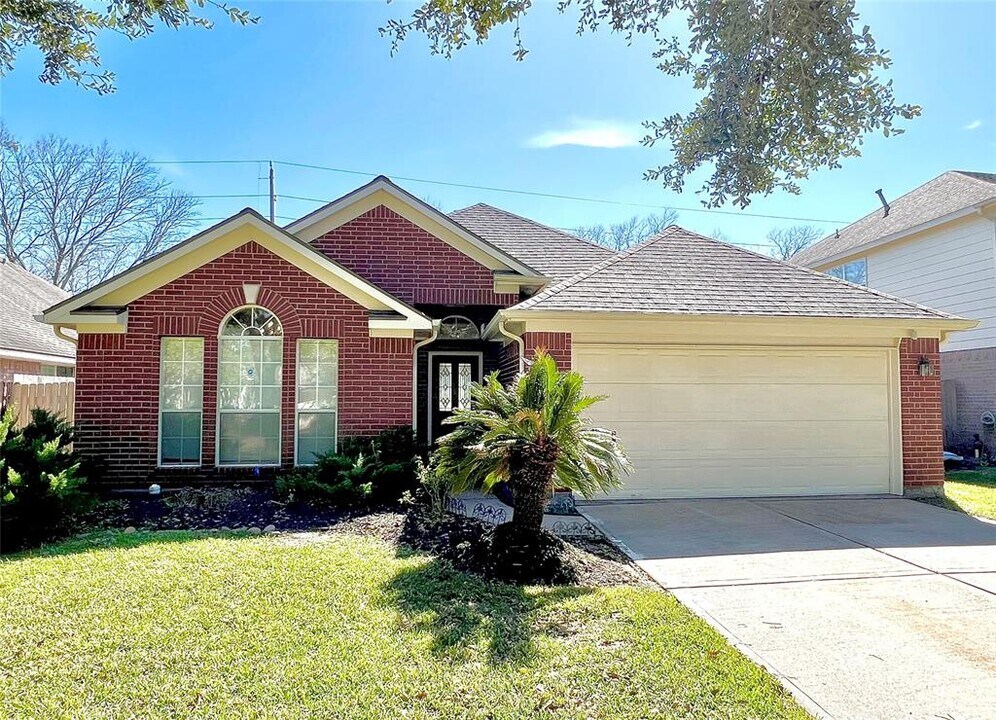 1903 Parkview Ln in Missouri City, TX - Building Photo