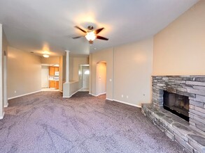 8304 Essex Ct in Bakersfield, CA - Building Photo - Building Photo