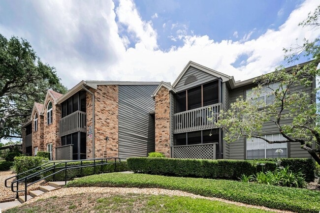 property at 2500 Winding Creek Blvd