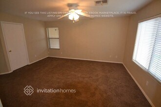 1710 E Palo Blanco Way in Gilbert, AZ - Foto de edificio - Building Photo