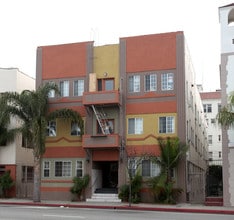 40 Alamitos Ave in Long Beach, CA - Foto de edificio - Building Photo