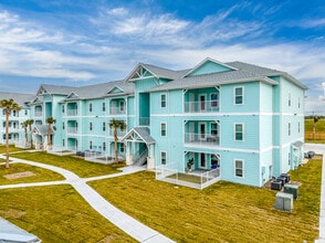 Tide on 35 in Rockport, TX - Building Photo - Building Photo