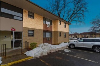 401 Us Highway 22 in Plainfield, NJ - Building Photo - Building Photo