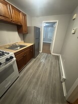 279 Prospect St, Unit B1 in East Hartford, CT - Building Photo