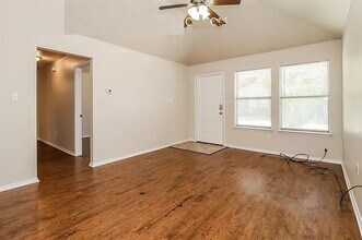 136 Stewart Bend Ct in Azle, TX - Building Photo - Building Photo