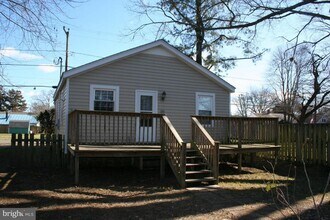 809 Bancroft Ave in Colonial Beach, VA - Building Photo - Building Photo