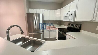 9611 W Coco Cir in Littleton, CO - Building Photo - Building Photo