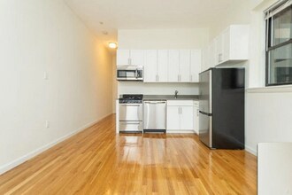 195 Saint Botolph St, Unit 11 in Boston, MA - Building Photo - Building Photo