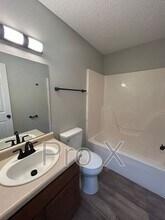 3402 SW Victoria Pl in Bentonville, AR - Building Photo - Building Photo