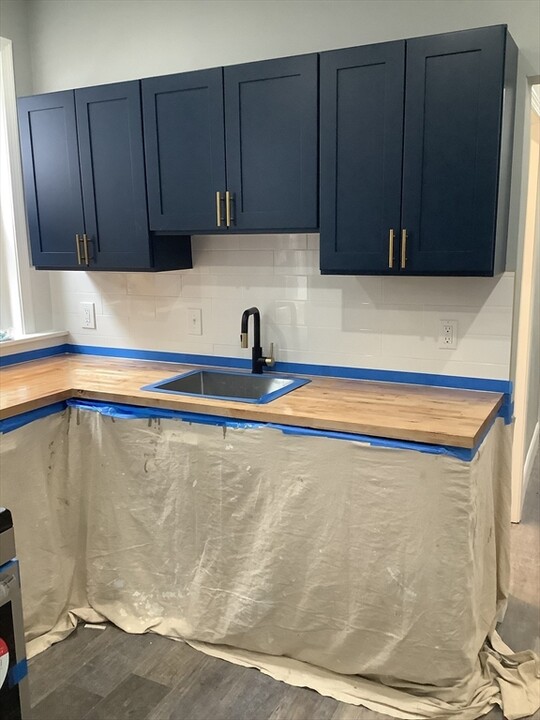 5 Ruthven St-Unit -2 in Boston, MA - Building Photo