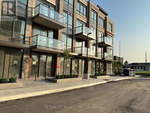 85-185 Attmar Dr in Brampton, ON - Building Photo - Building Photo