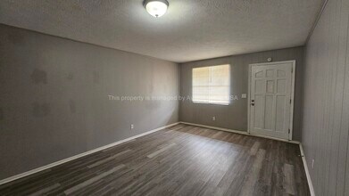 9504 Evesham Rd in Jacksonville, FL - Building Photo - Building Photo