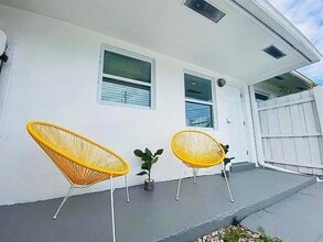 2023 NE 15th Ave in Wilton Manors, FL - Building Photo - Building Photo